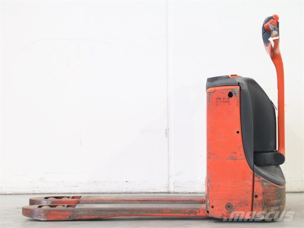 Linde T16/1152-00 معدات التكديس الجوالة