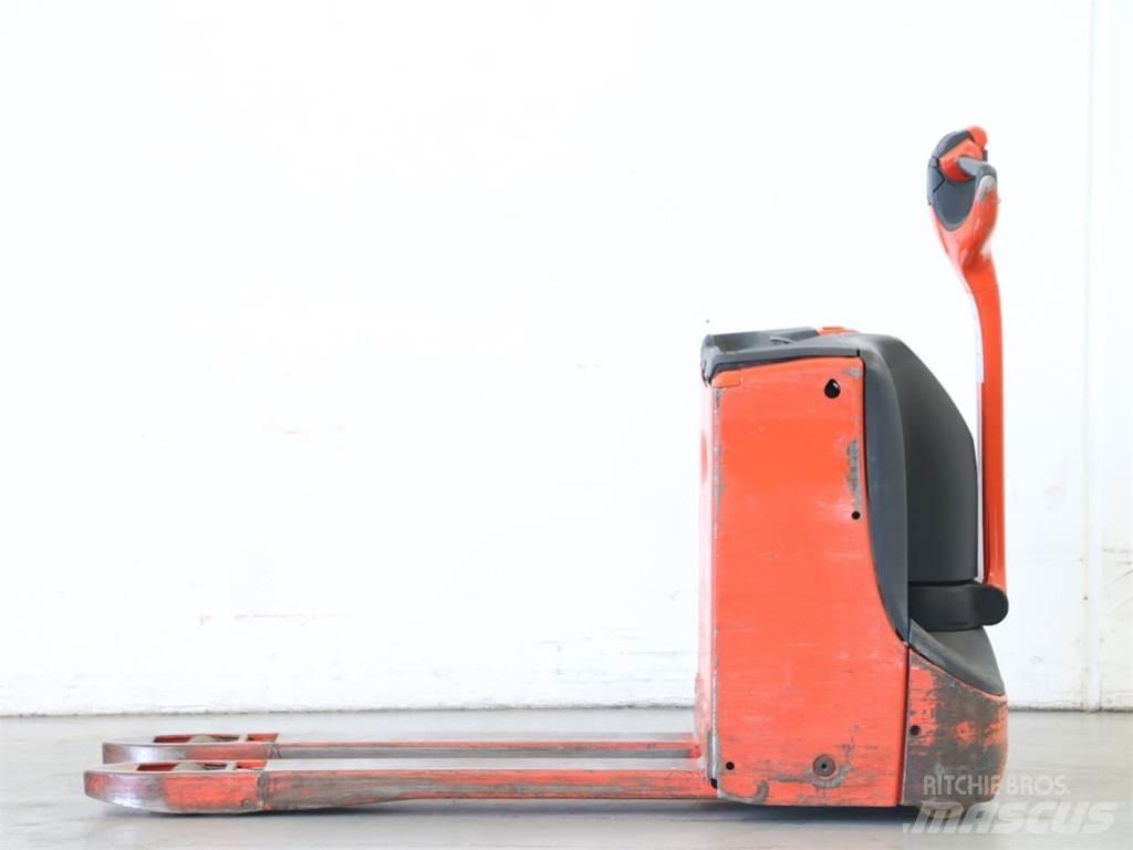 Linde T16/1152-00 معدات التكديس الجوالة