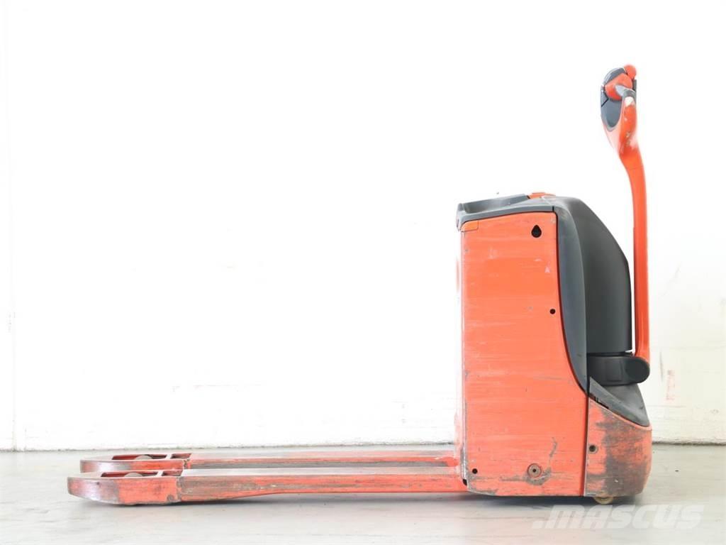 Linde T16/1152-00 معدات التكديس الجوالة