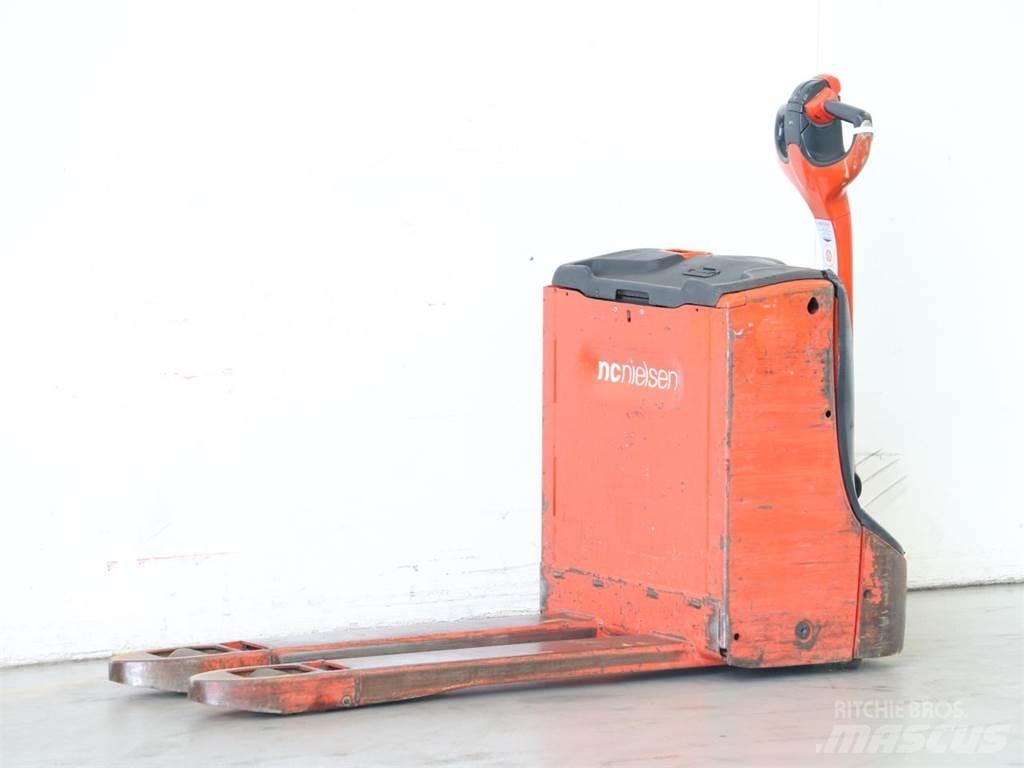 Linde T16/1152-00 معدات التكديس الجوالة