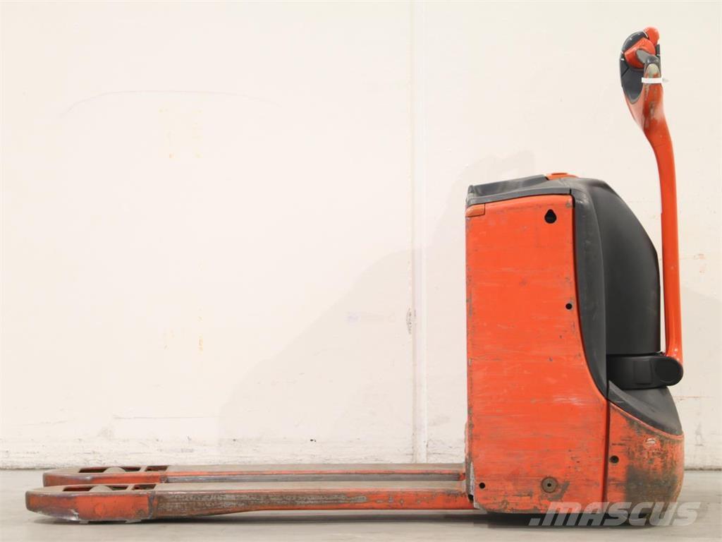 Linde T16/1152-02 معدات التكديس الجوالة