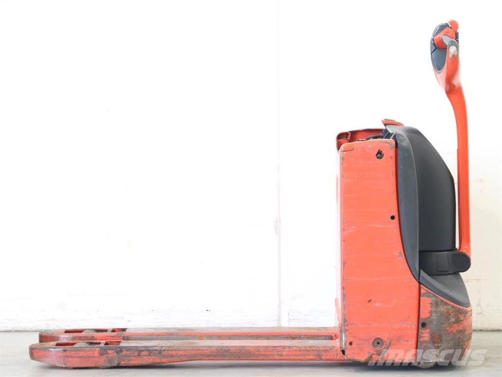 Linde T16/1152-02 معدات التكديس الجوالة