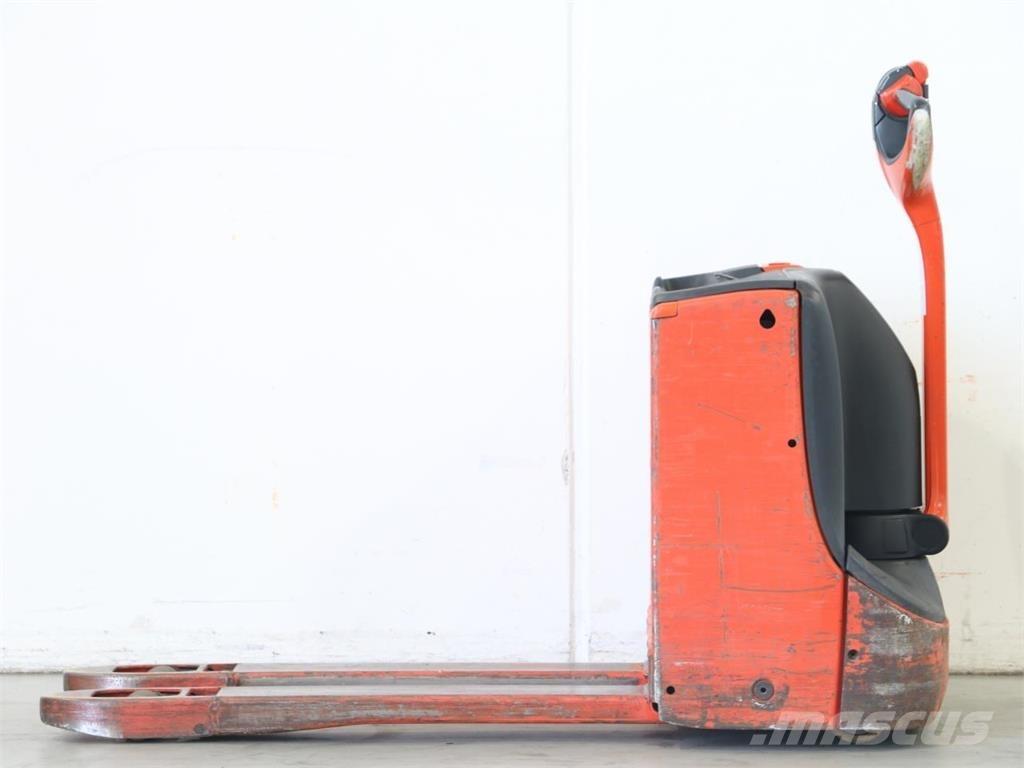 Linde T16/1152-02 معدات التكديس الجوالة