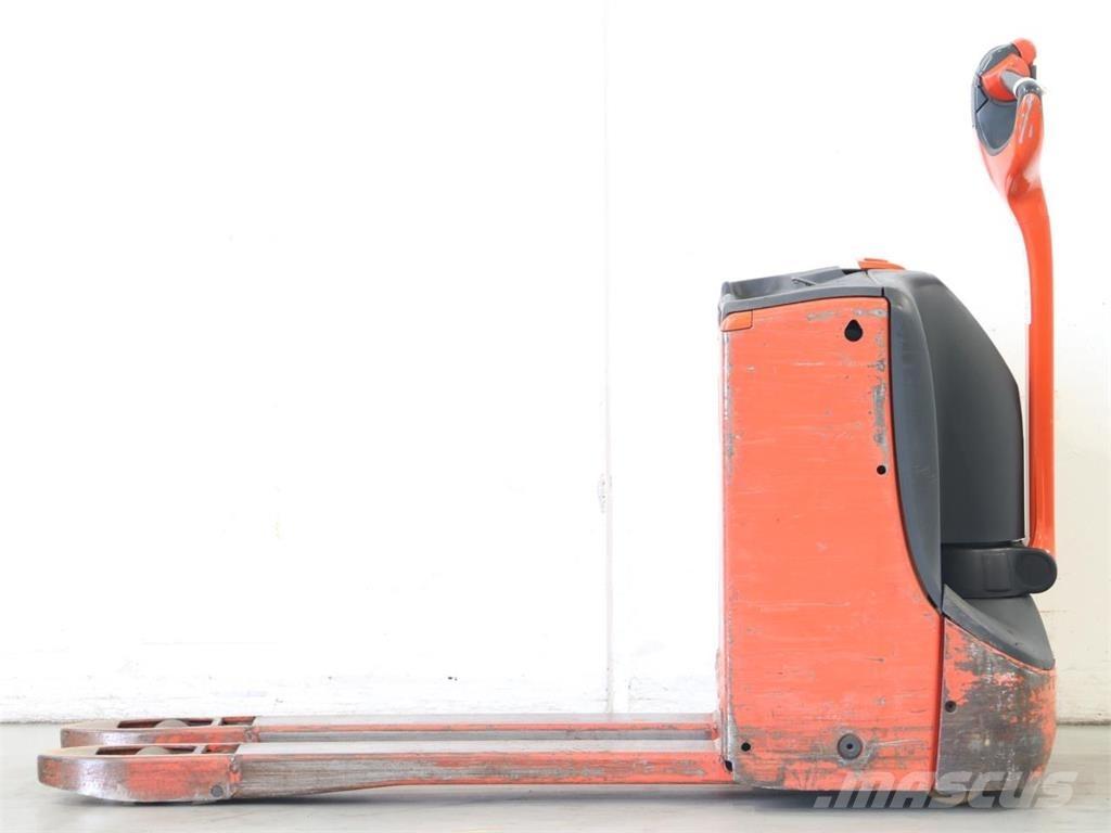 Linde T16/1152-02 معدات التكديس الجوالة
