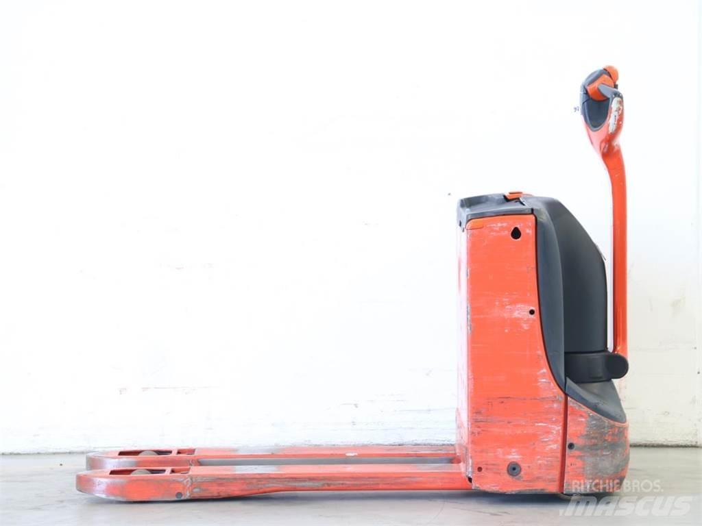 Linde T16/1152-02 معدات التكديس الجوالة