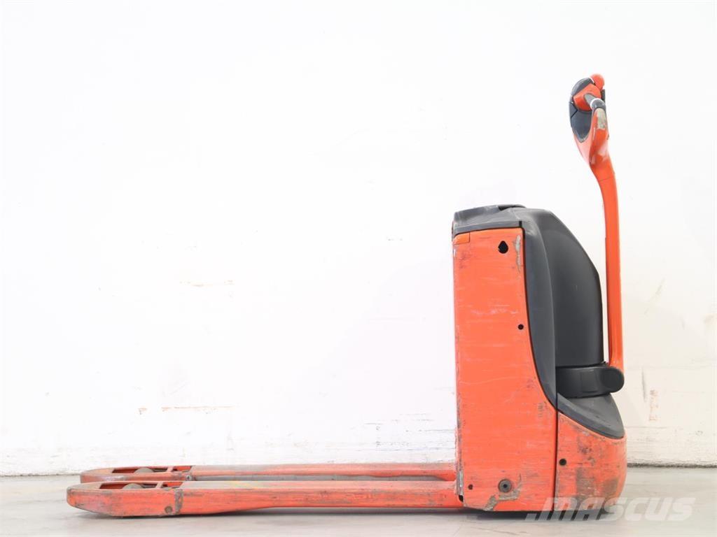 Linde T16/1152-02 معدات التكديس الجوالة