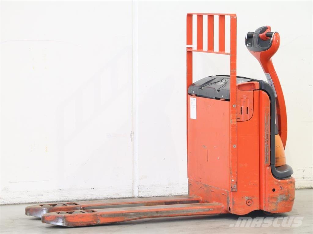 Linde T16/360 معدات التكديس الجوالة