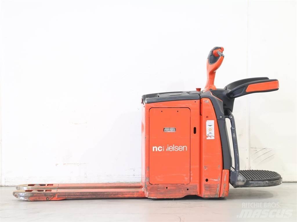Linde T20AP/1153-00 معدات التكديس الجوالة