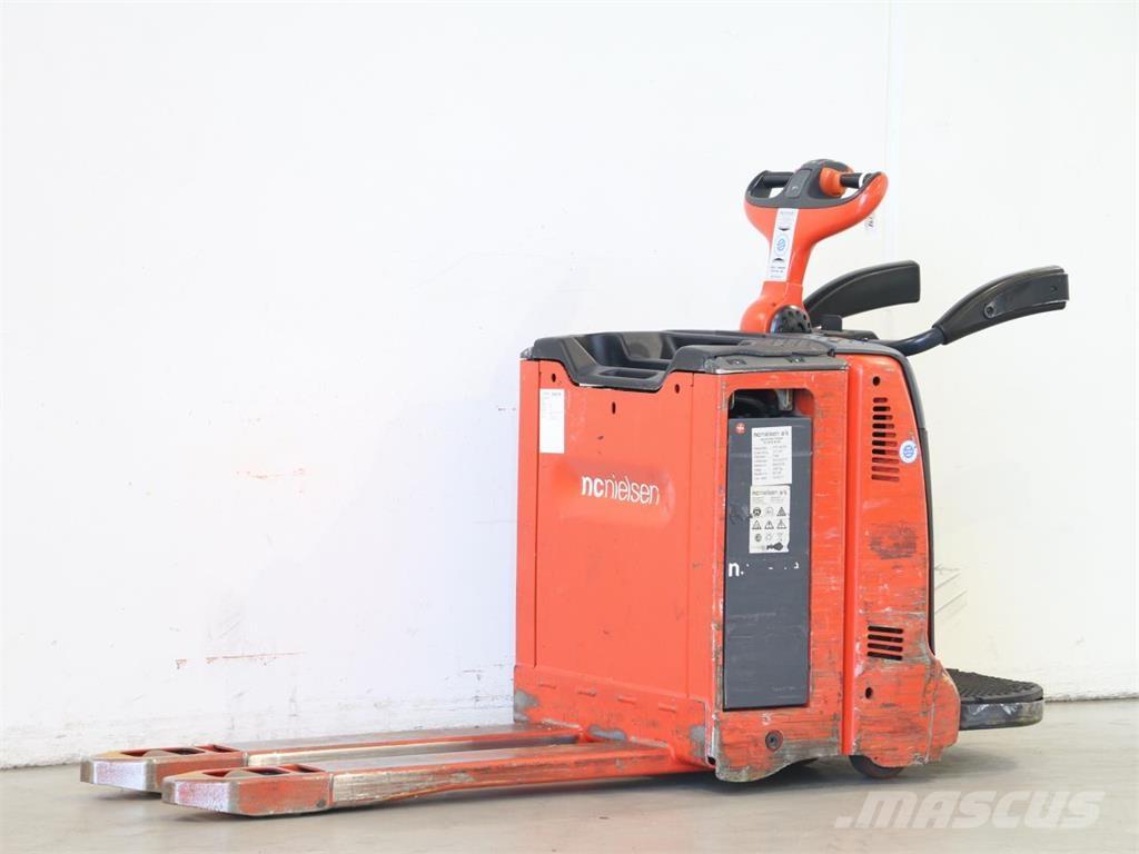 Linde T20AP/131 معدات التكديس الجوالة