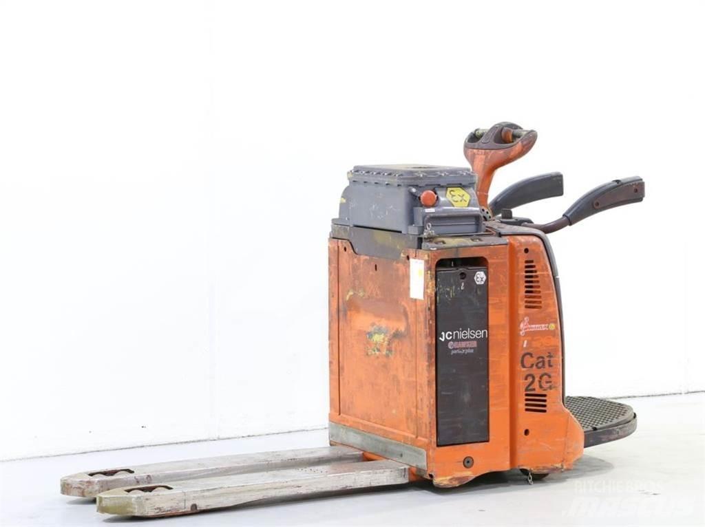 Linde T20AP/131 معدات التكديس الجوالة