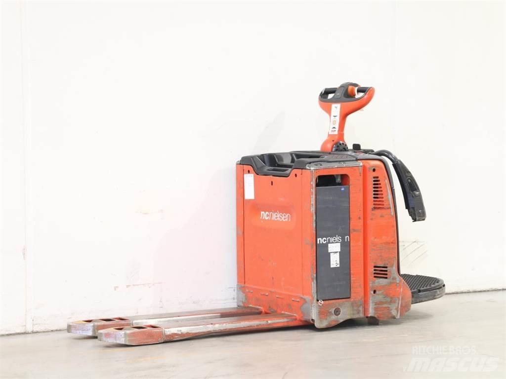 Linde T20AP/131 معدات التكديس الجوالة