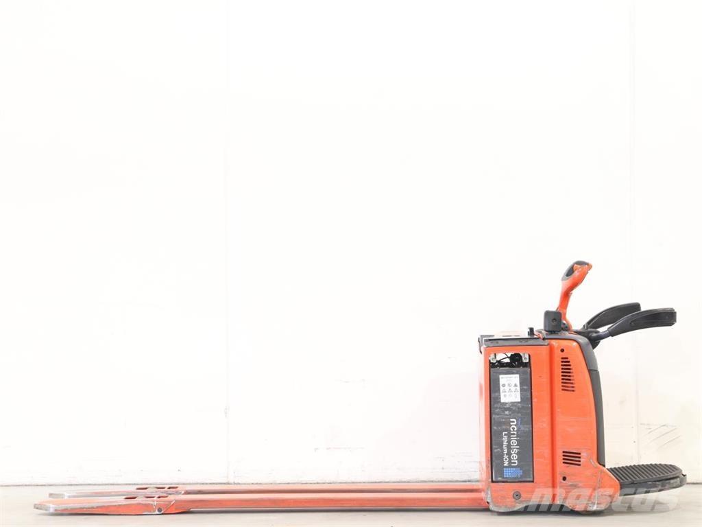 Linde T20AP/131-07 معدات التكديس الجوالة