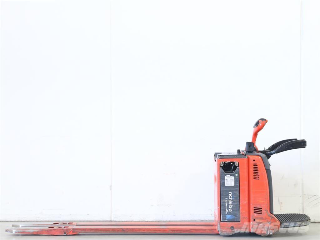 Linde T20AP/131-07 معدات التكديس الجوالة