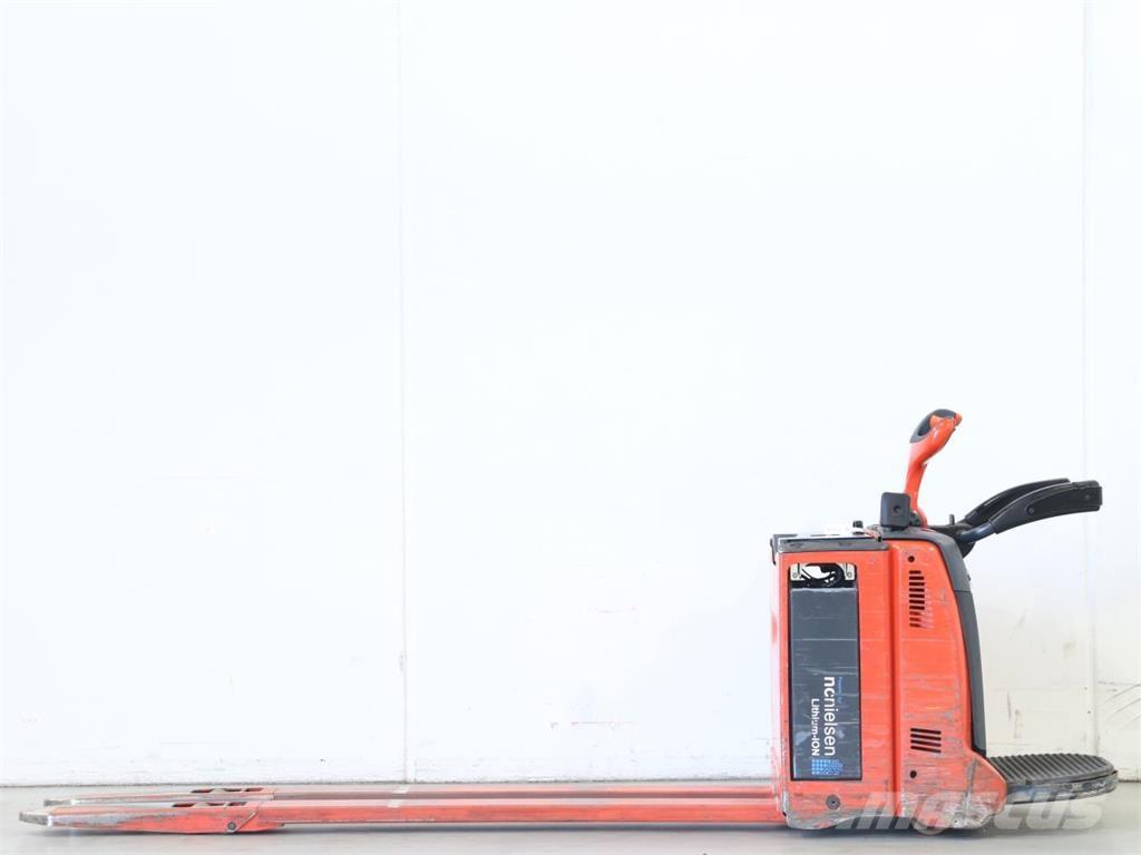 Linde T20AP/131-07 معدات التكديس الجوالة