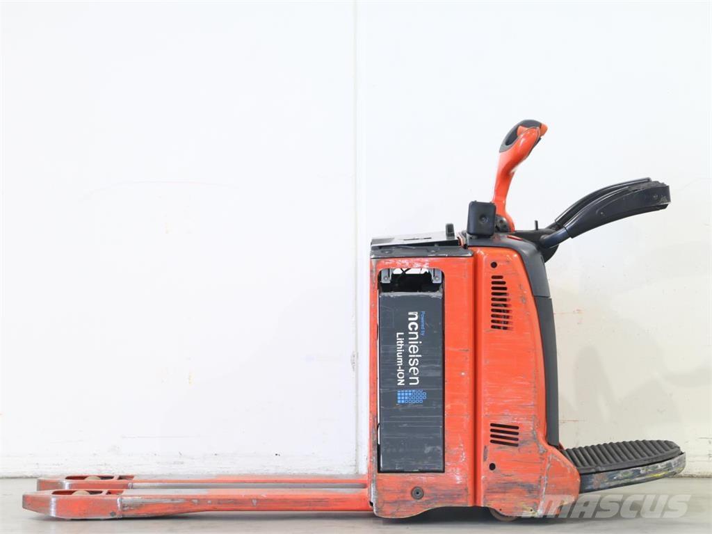 Linde T20AP/131-08 معدات التكديس الجوالة