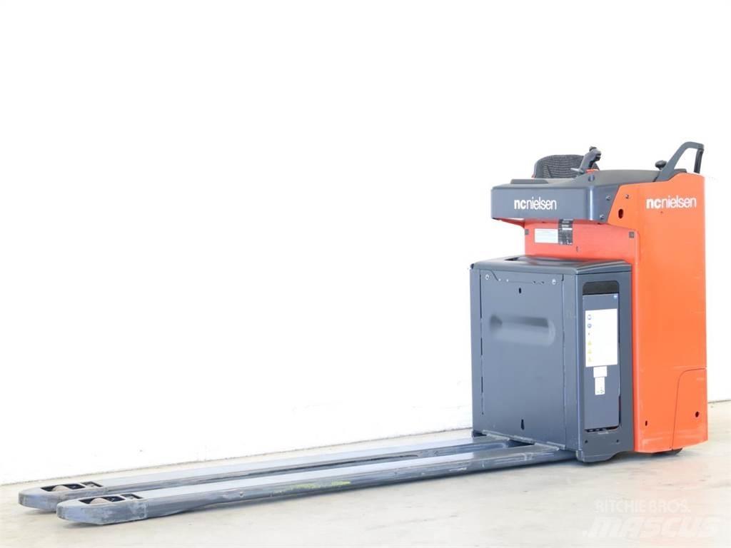 Linde T20R/1154 معدات التكديس الجوالة
