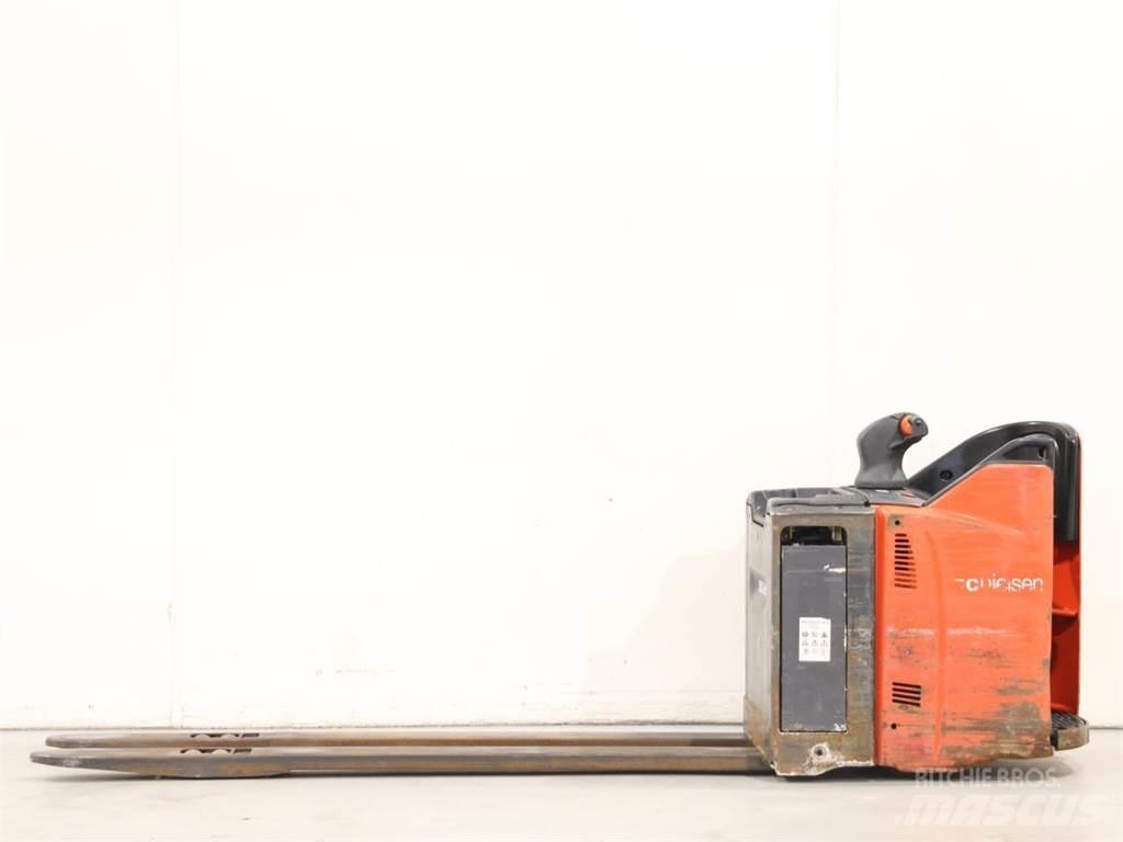 Linde T20SP/131 معدات التكديس الجوالة