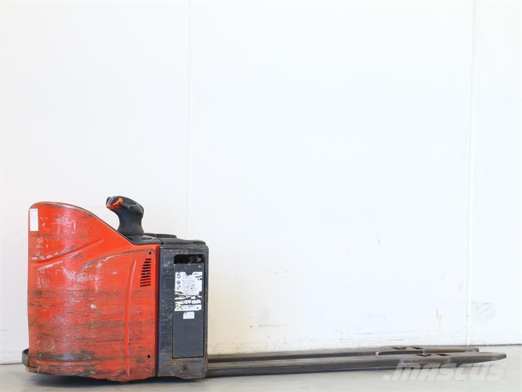 Linde T20SP/131 معدات التكديس الجوالة
