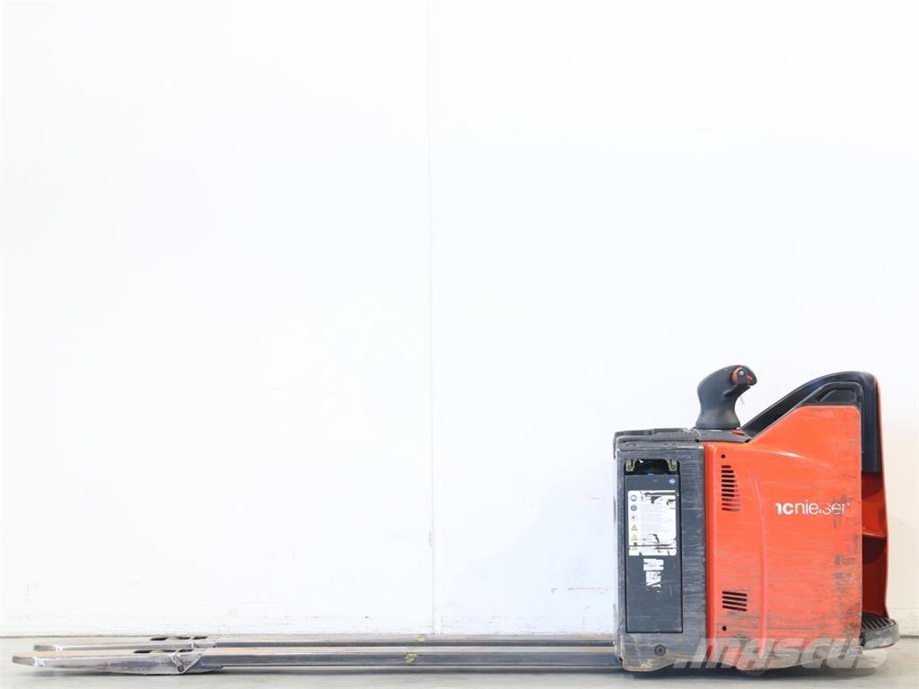 Linde T20SP/131 معدات التكديس الجوالة