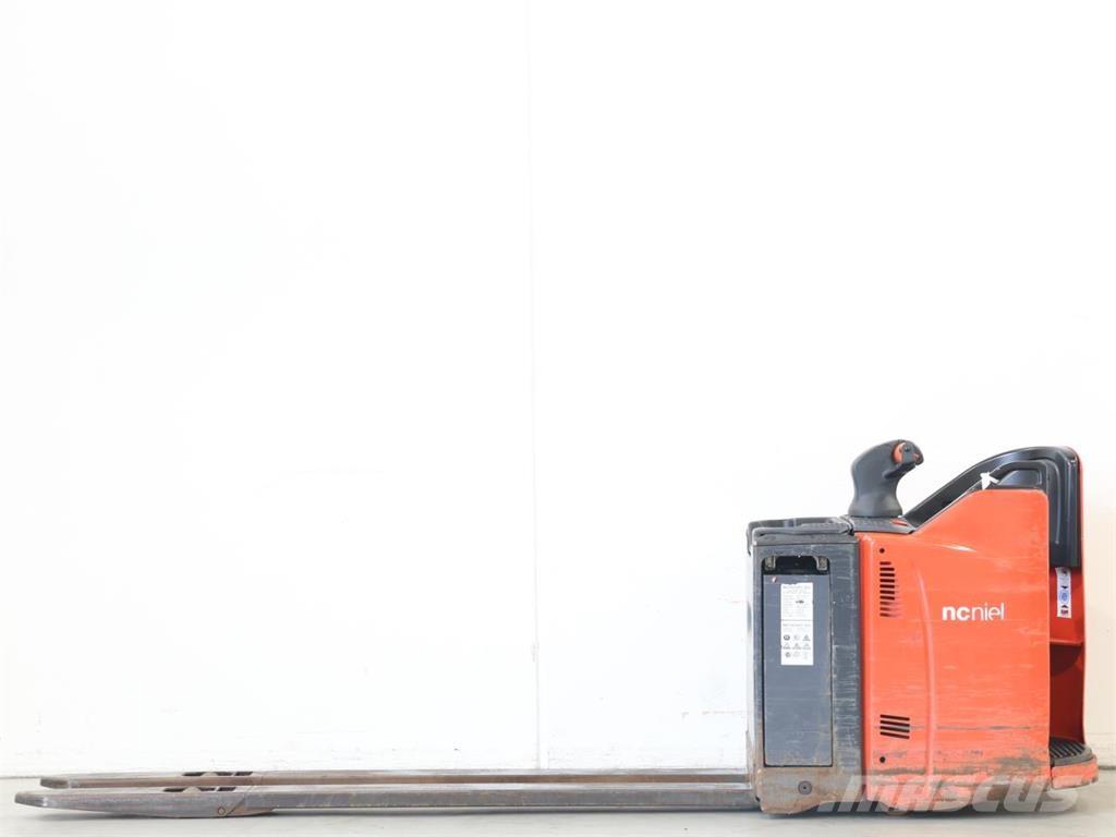 Linde T20SP/131 معدات التكديس الجوالة