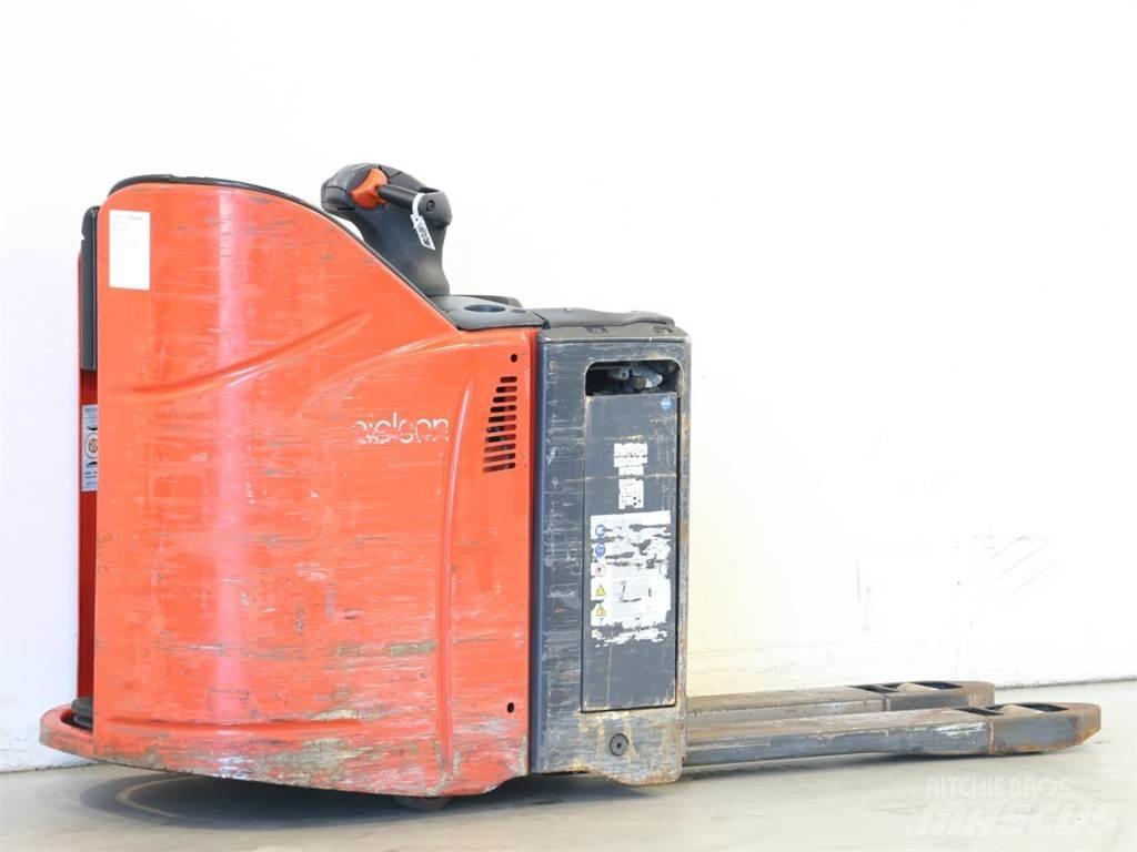 Linde T20SP/131 معدات التكديس الجوالة