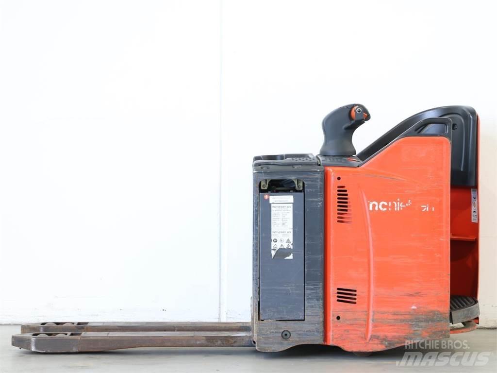 Linde T20SP/131-02 معدات التكديس الجوالة