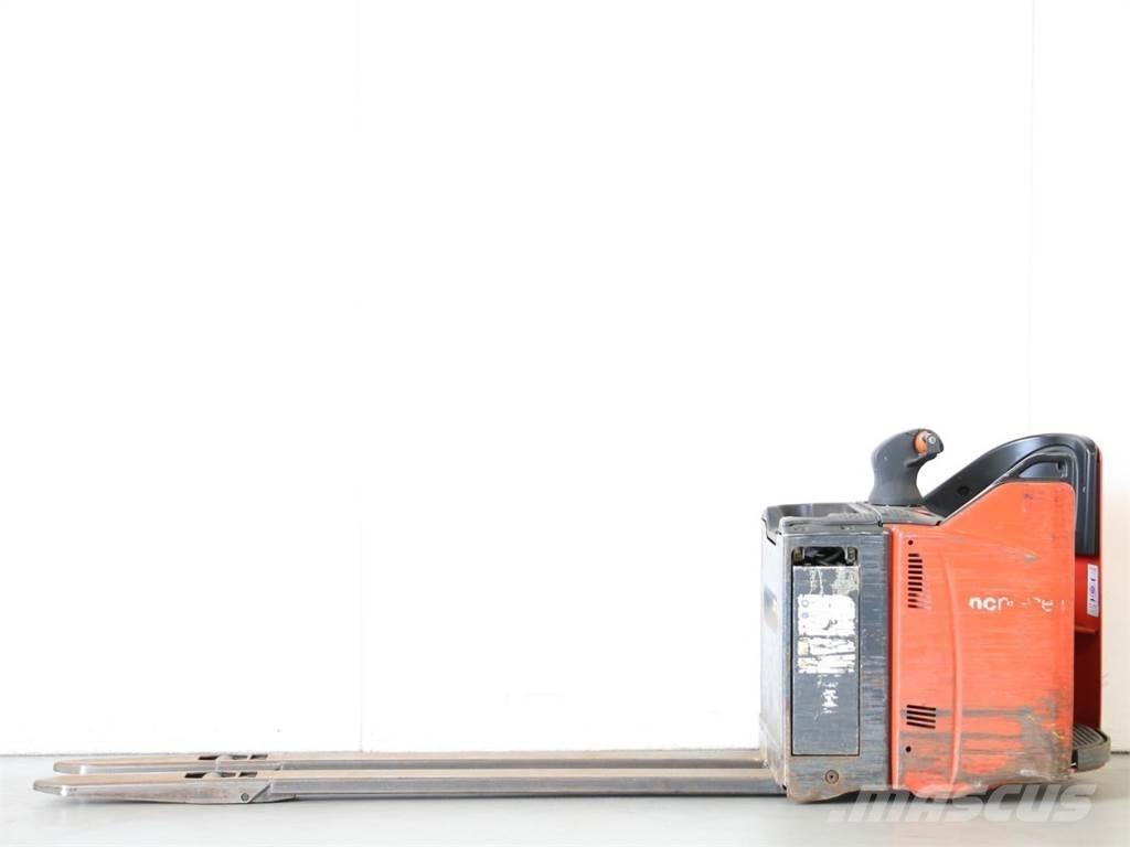 Linde T20SP/131-07 معدات التكديس الجوالة