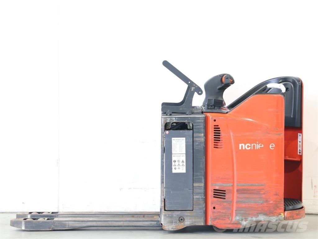 Linde T20SP/131-08 معدات التكديس الجوالة