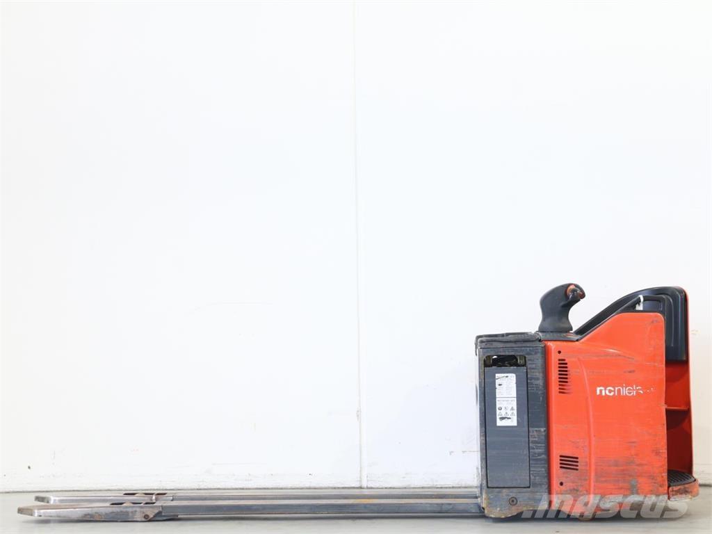 Linde T25SP/131 معدات التكديس الجوالة