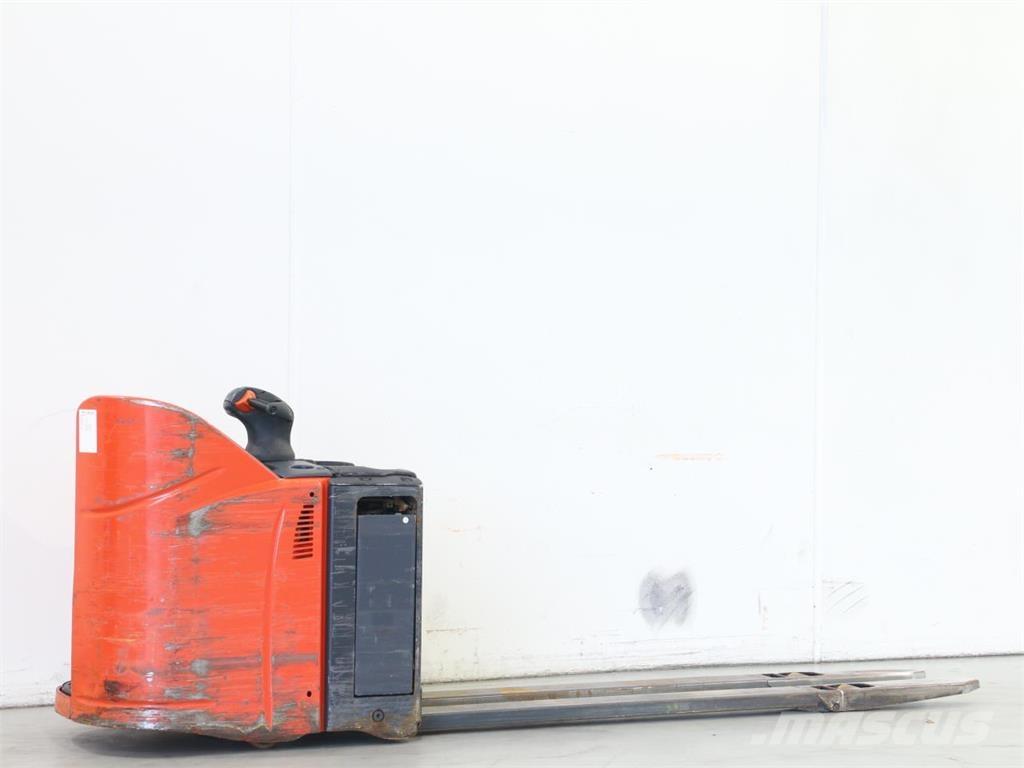 Linde T25SP/131 معدات التكديس الجوالة