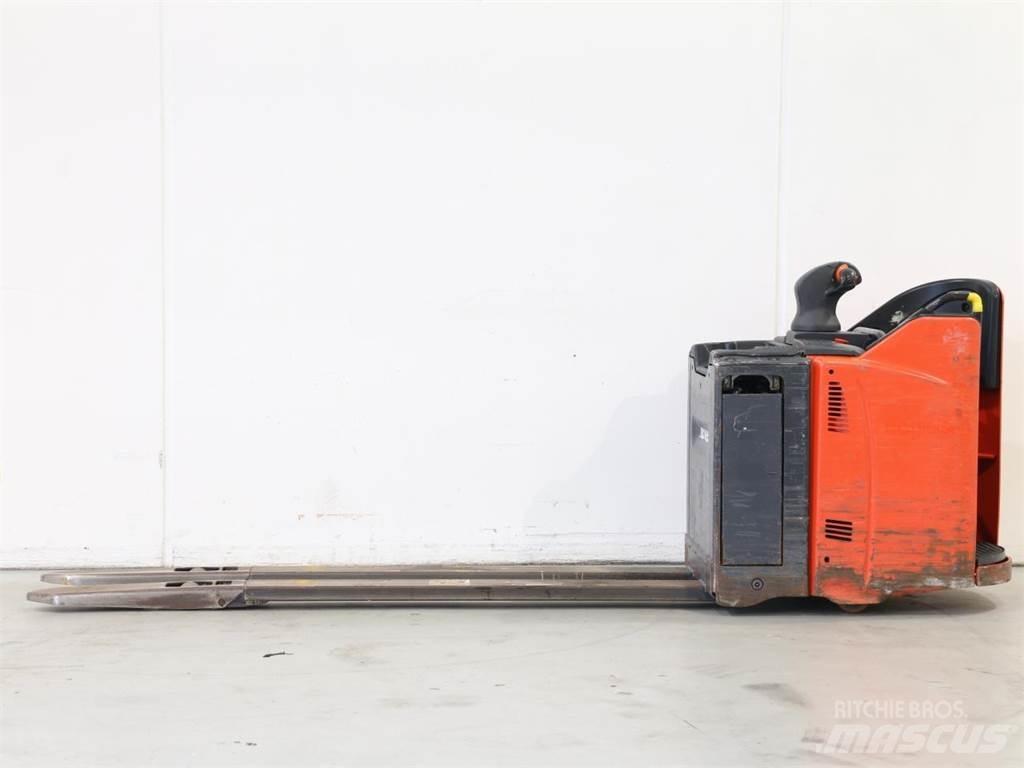 Linde T25SP/131-08 معدات التكديس الجوالة