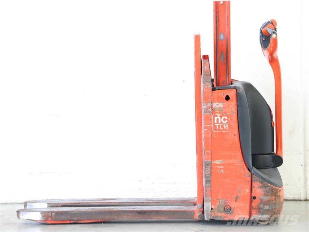 NCN TL16/1152-00 معدات التكديس الجوالة