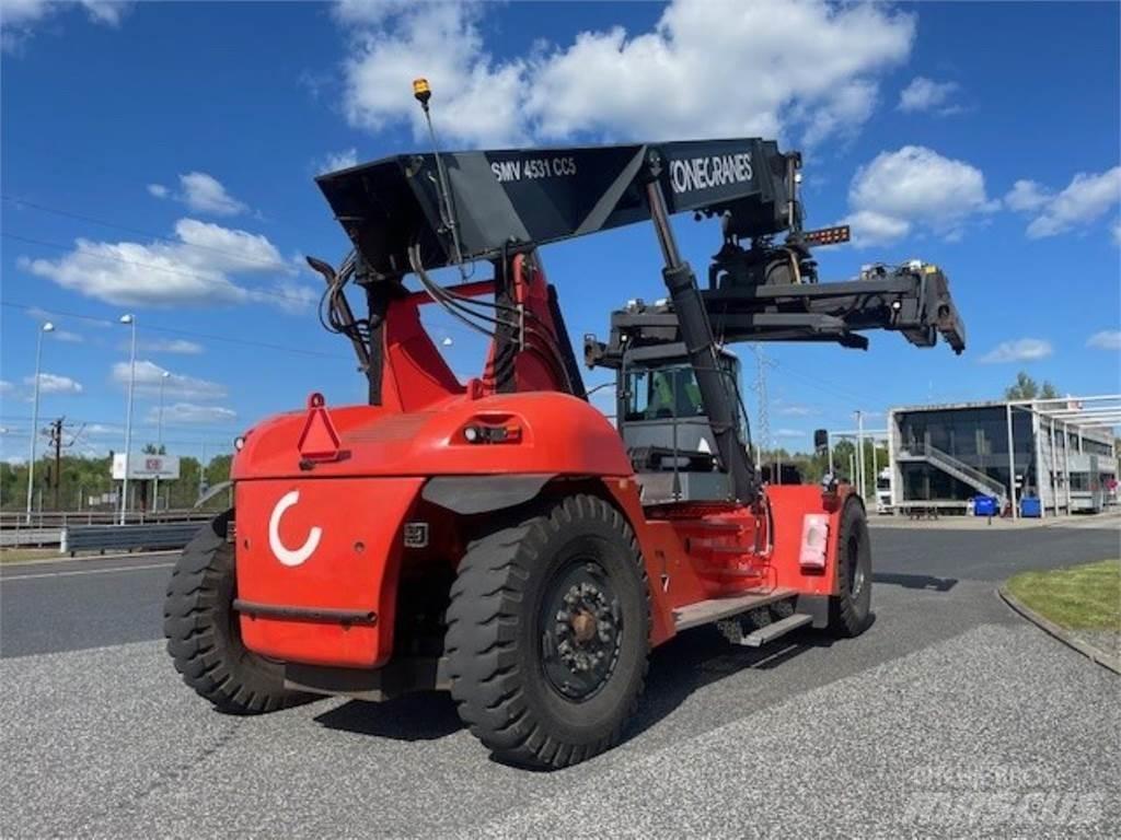 SMV 4531 CC5 شاحنة مناولة
