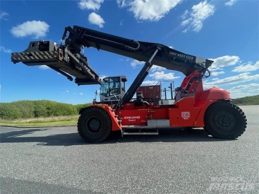 SMV 4531 CC5 شاحنة مناولة