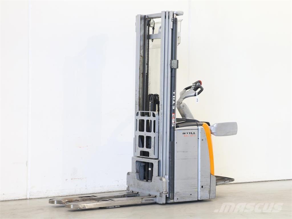 Still EXV-SF14 معدات التكديس الجوالة