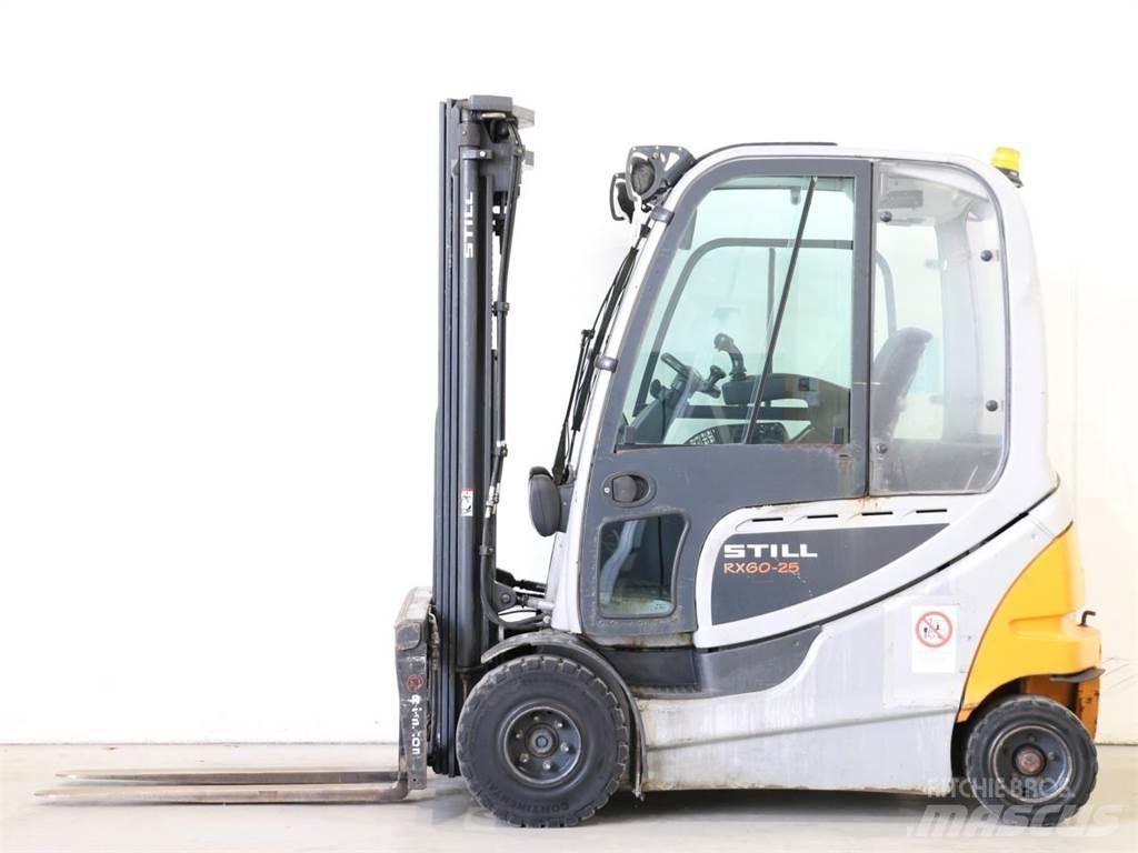 Still RX 60-25 شاحنات ذات رافعات شوكية تعمل بالكهرباء