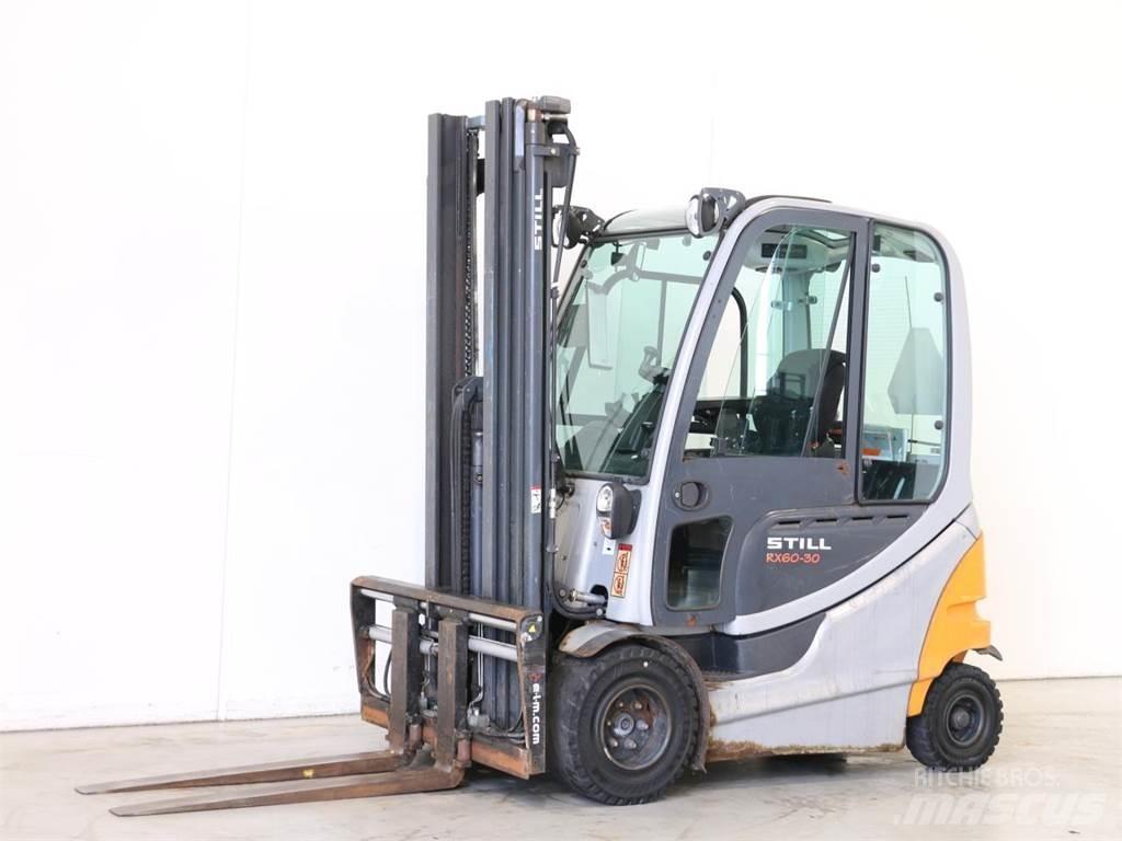 Still RX 60-30 شاحنات ذات رافعات شوكية تعمل بالكهرباء