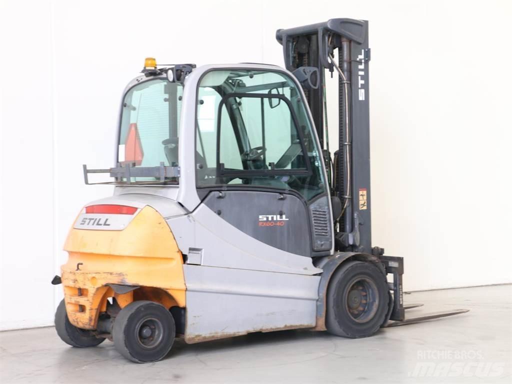Still RX 60-40 شاحنات ذات رافعات شوكية تعمل بالكهرباء