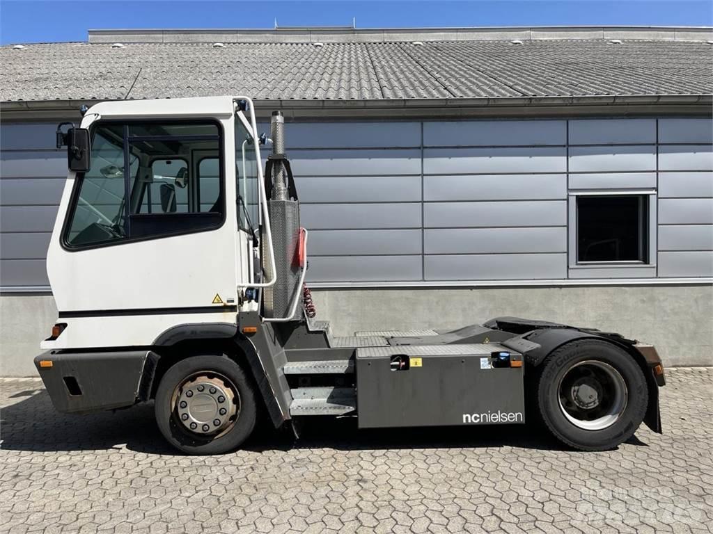 Terberg YT222 4X2 أخرى