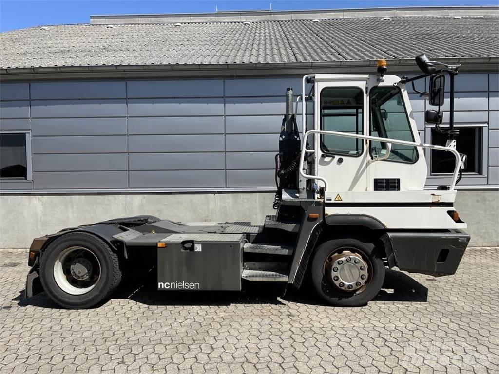 Terberg YT222 4X2 أخرى