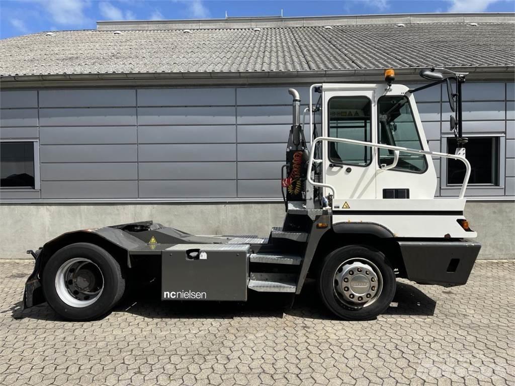 Terberg YT222 4X2 أخرى