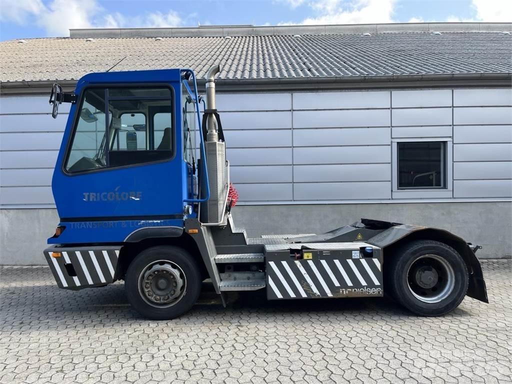 Terberg YT222 4X2 أخرى