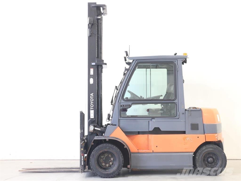 Toyota 7FBMF45 شاحنات ذات رافعات شوكية - أخرى