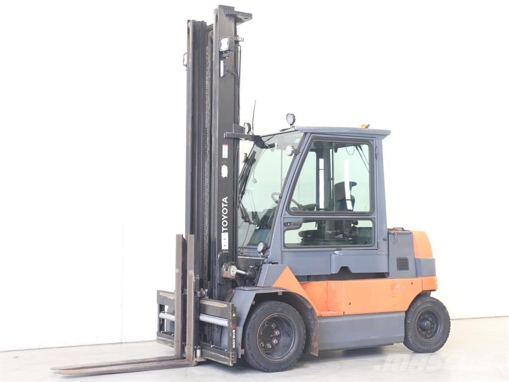 Toyota 7FBMF45 شاحنات ذات رافعات شوكية - أخرى