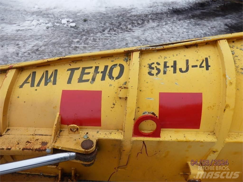 AM Teho SHJ-4 ماكينات الطرق والجليد الأخرى