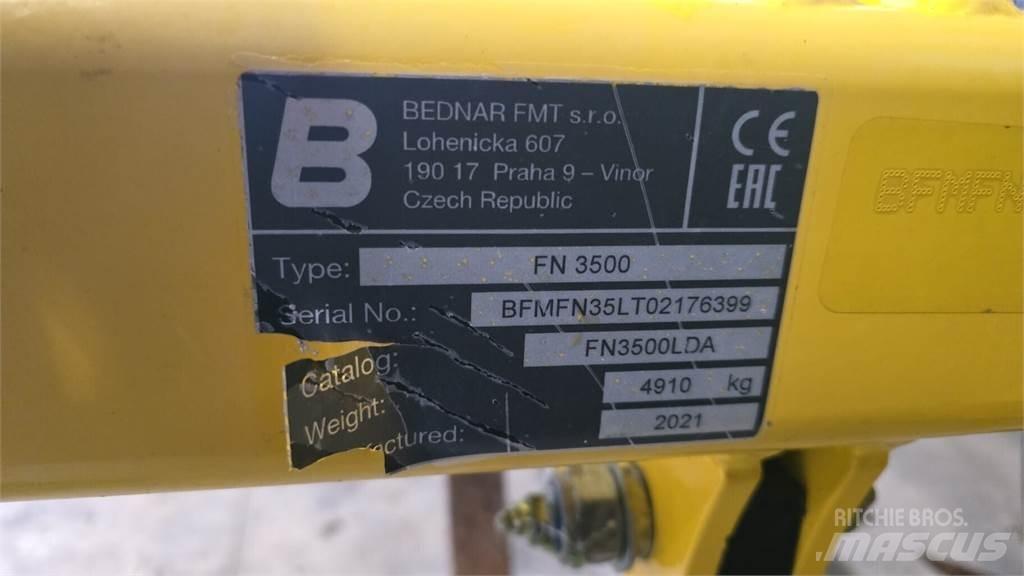 Bednar FN 3500 زراعات
