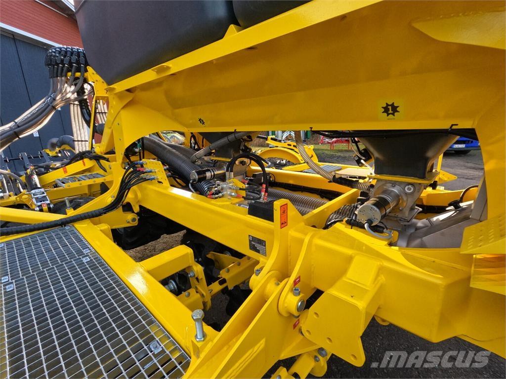 Bednar Omega معدات بذر