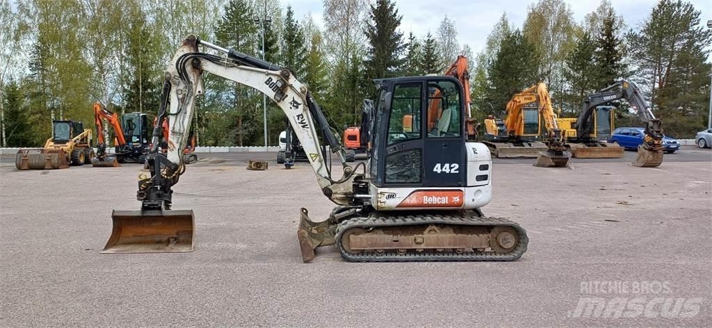 Bobcat 442 حفارات وسط 7 طن - 12 طن