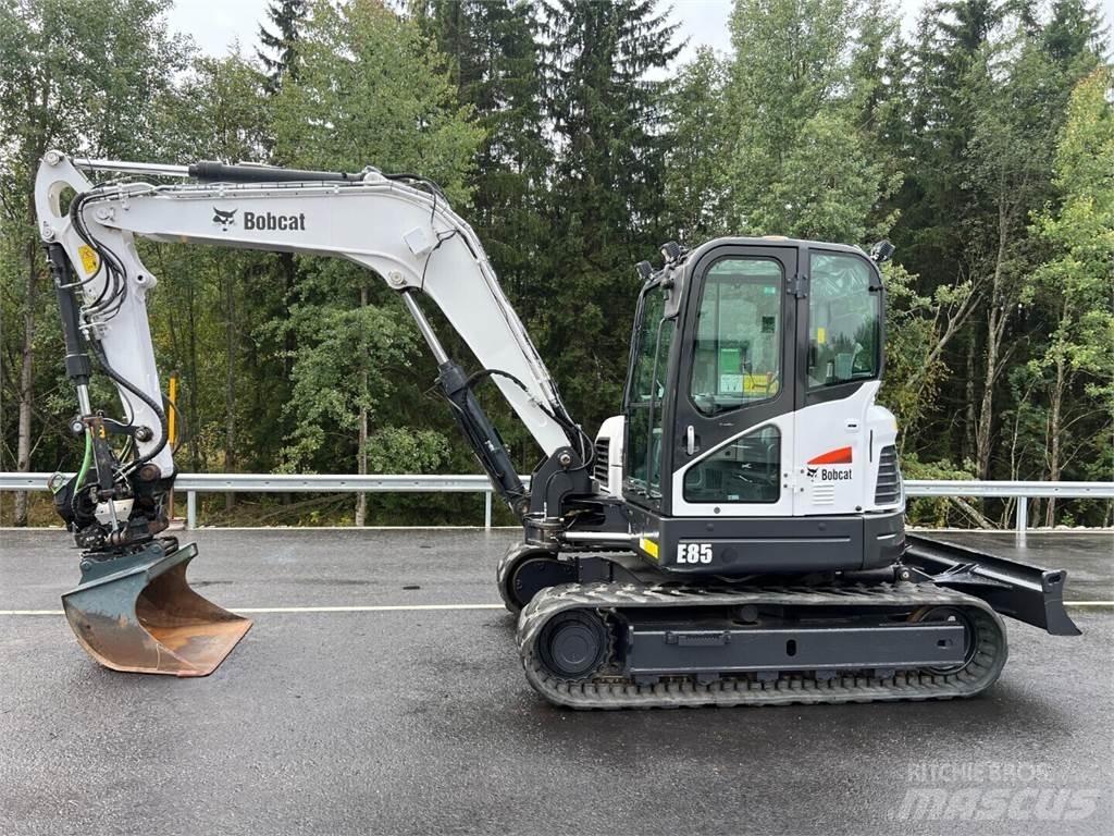 Bobcat E85 حفارات زحافة