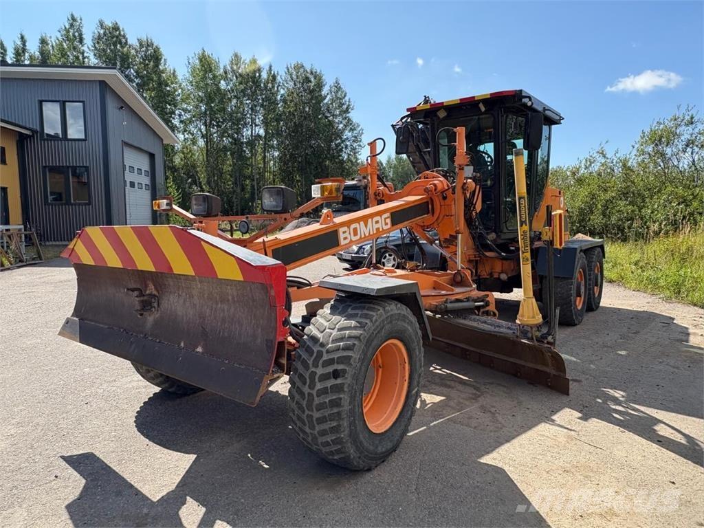 Bomag BG 110 TA معدات تمهيد الطرق